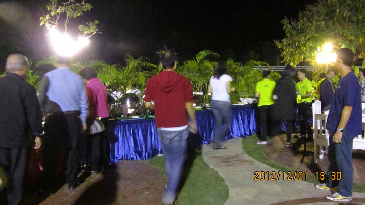 Night_party 10.jpg 85.2K